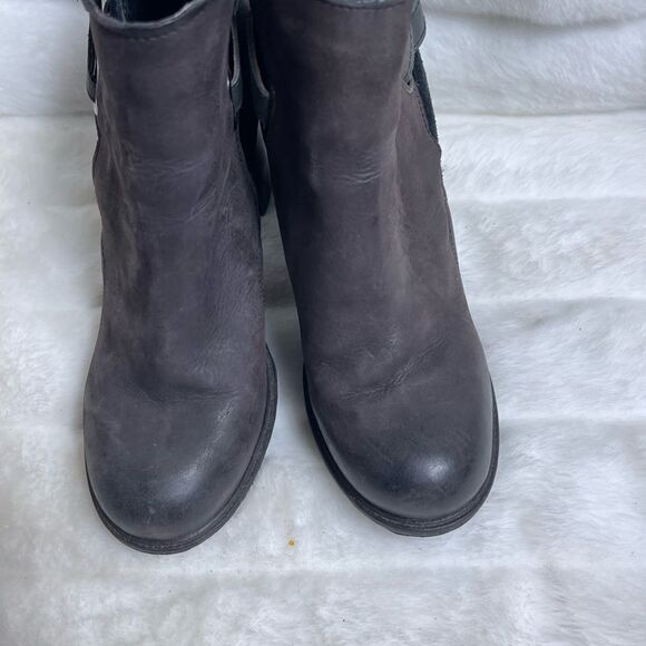 Rebels leader taupe and black suede ankle boots with strap buckle EUR SZ 39 - Picture 5 of 10